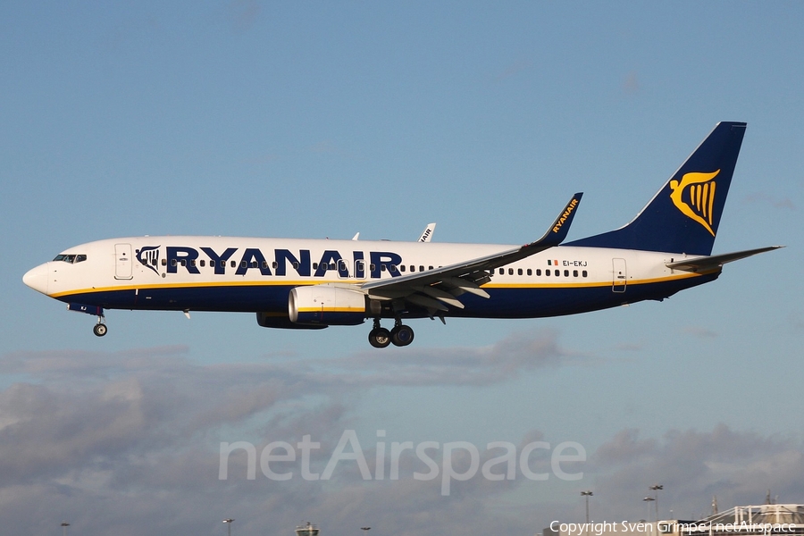 Ryanair Boeing 737-8AS (EI-EKJ) | Photo 59720