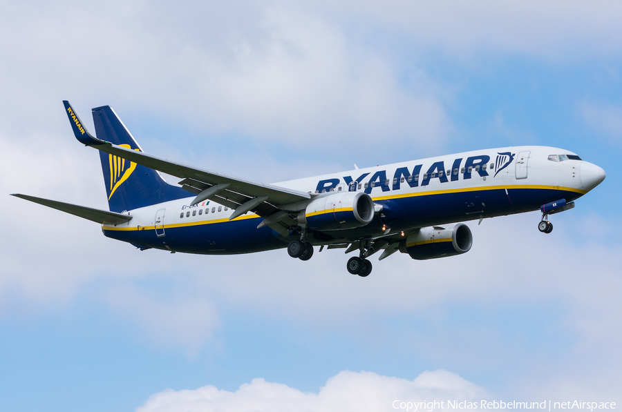 Ryanair Boeing 737-8AS (EI-EKK) | Photo 253141