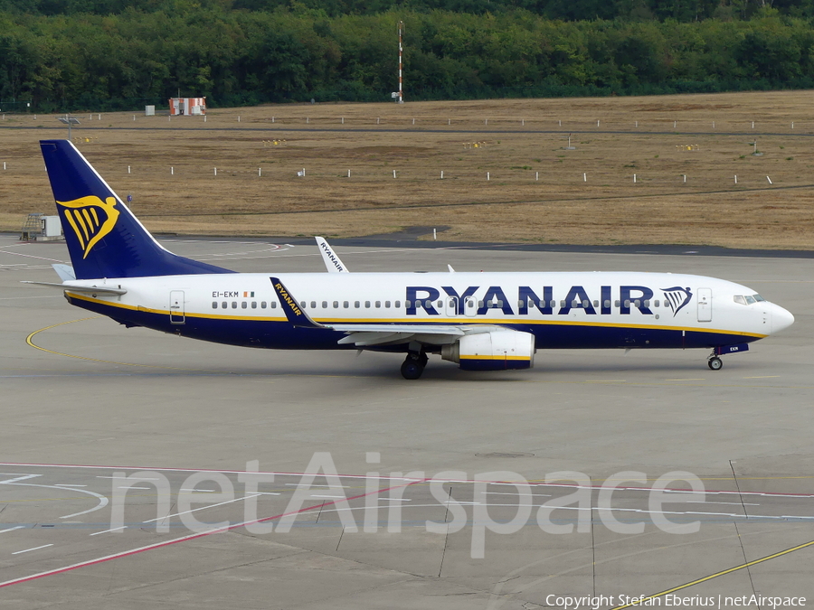 Ryanair Boeing 737-8AS (EI-EKM) | Photo 524663