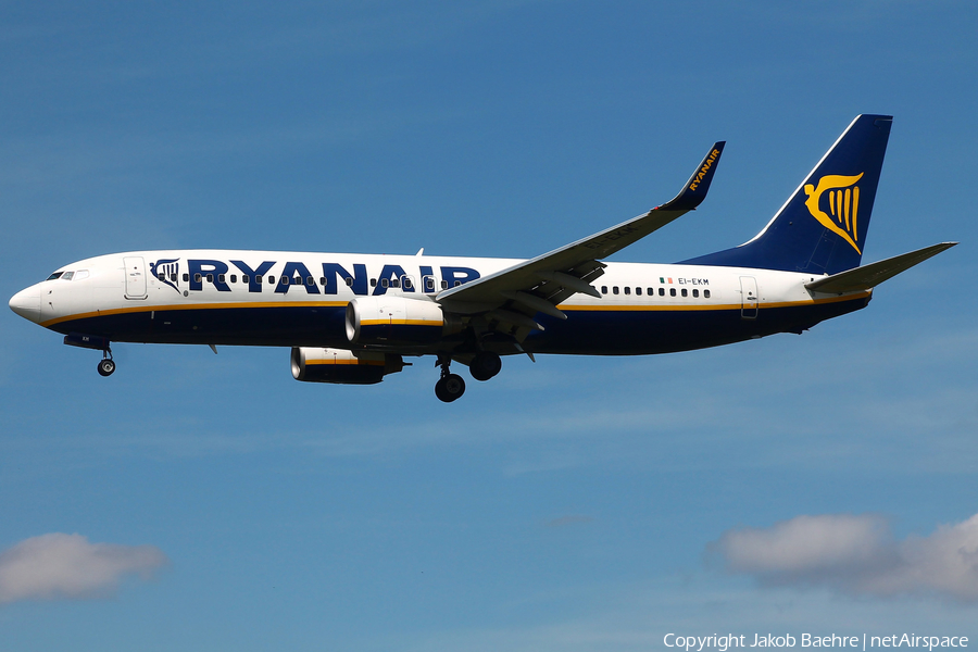 Ryanair Boeing 737-8AS (EI-EKM) | Photo 183134