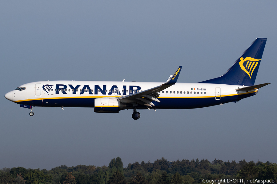 Ryanair Boeing 737-8AS (EI-EKM) | Photo 526064