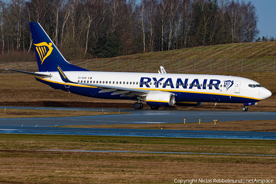 Ryanair Boeing 737-8AS (EI-EKR) | Photo 493165