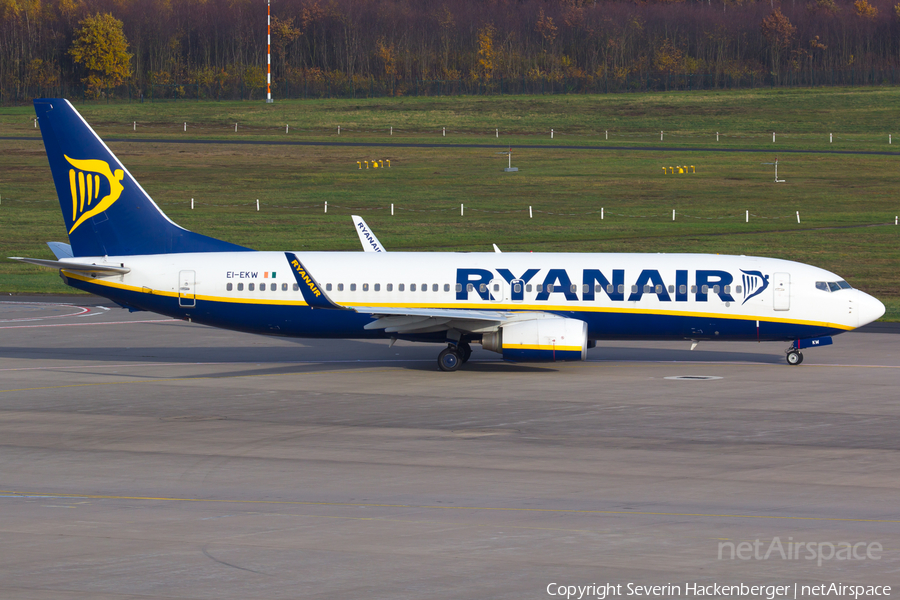 Ryanair Boeing 737-8AS (EI-EKW) | Photo 199885