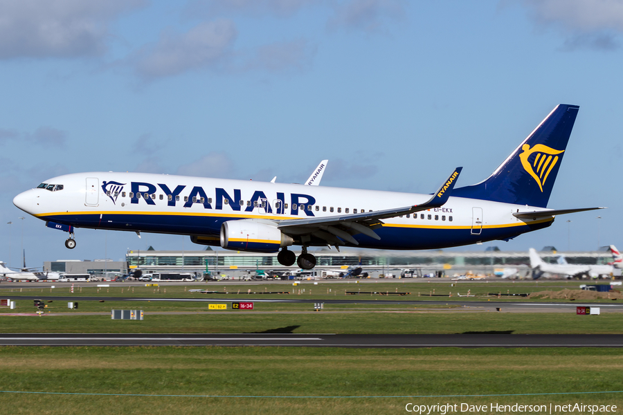 Ryanair Boeing 737-8AS (EI-EKX) | Photo 298762