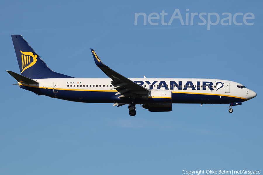 Ryanair Boeing 737-8AS (EI-EKX) | Photo 168303