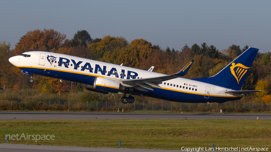 Ryanair Boeing 737-8AS (EI-EKY) | Photo 409729
