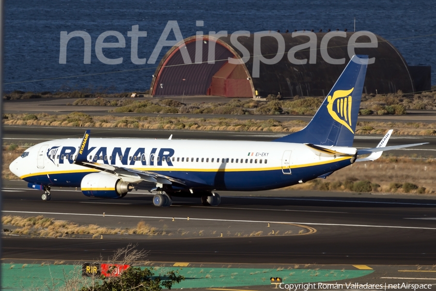 Ryanair Boeing 737-8AS (EI-EKY) | Photo 337406