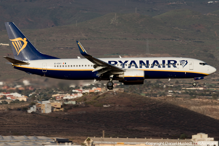 Ryanair Boeing 737-8AS (EI-EKY) | Photo 412891