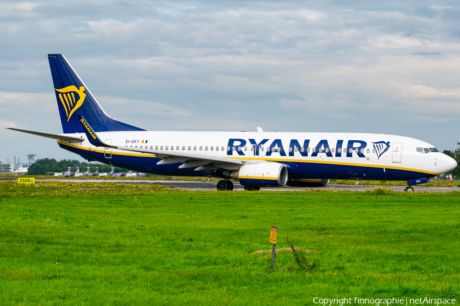 Ryanair Boeing 737-8AS (EI-EKY) | Photo 469592