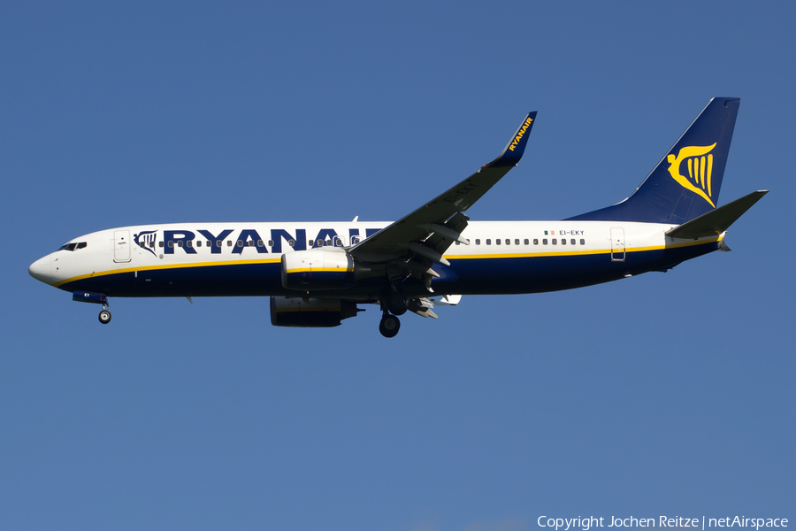 Ryanair Boeing 737-8AS (EI-EKY) | Photo 77360