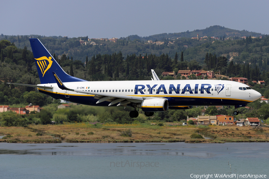 Ryanair Boeing 737-8AS (EI-EMK) | Photo 459921