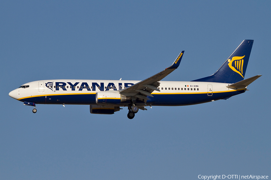 Ryanair Boeing 737-8AS (EI-EMK) | Photo 371291
