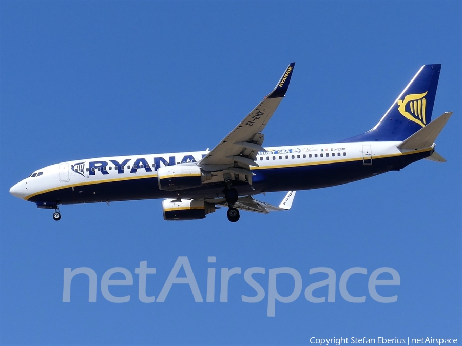 Ryanair Boeing 737-8AS (EI-EMK) | Photo 256066