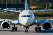 Ryanair Boeing 737-8AS (EI-EPC) at  Porto, Portugal