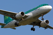 Aer Lingus Airbus A319-111 (EI-EPS) at  London - Heathrow, United Kingdom