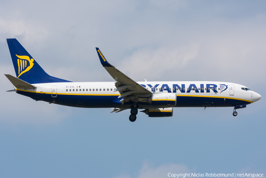 Ryanair Boeing 737-8AS (EI-ESL) | Photo 258739