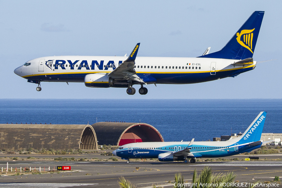 Ryanair Boeing 737-8AS (EI-ESL) | Photo 267354