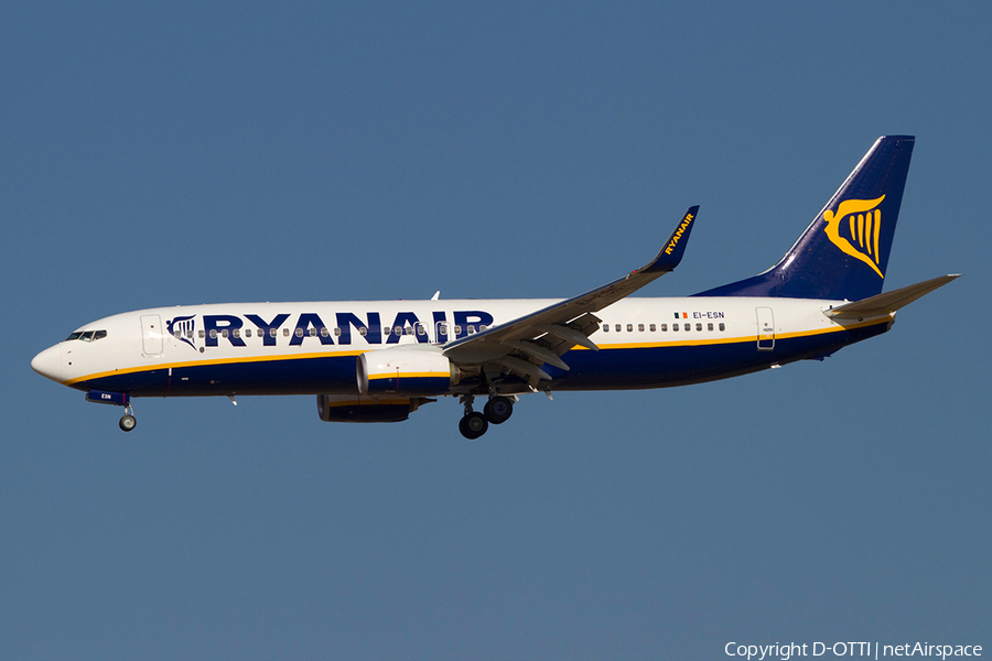 Ryanair Boeing 737-8AS (EI-ESN) | Photo 370841