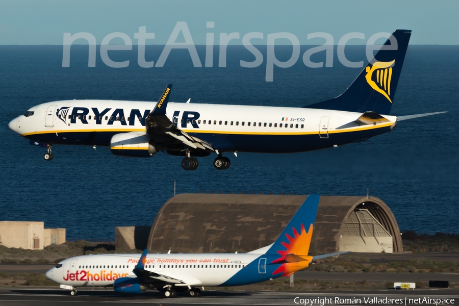 Ryanair Boeing 737-8AS (EI-ESR) | Photo 337471