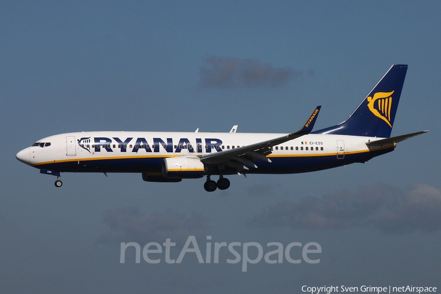 Ryanair Boeing 737-8AS (EI-ESS) | Photo 106154
