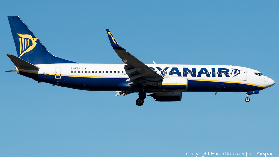 Ryanair Boeing 737-8AS (EI-EST) | Photo 301128