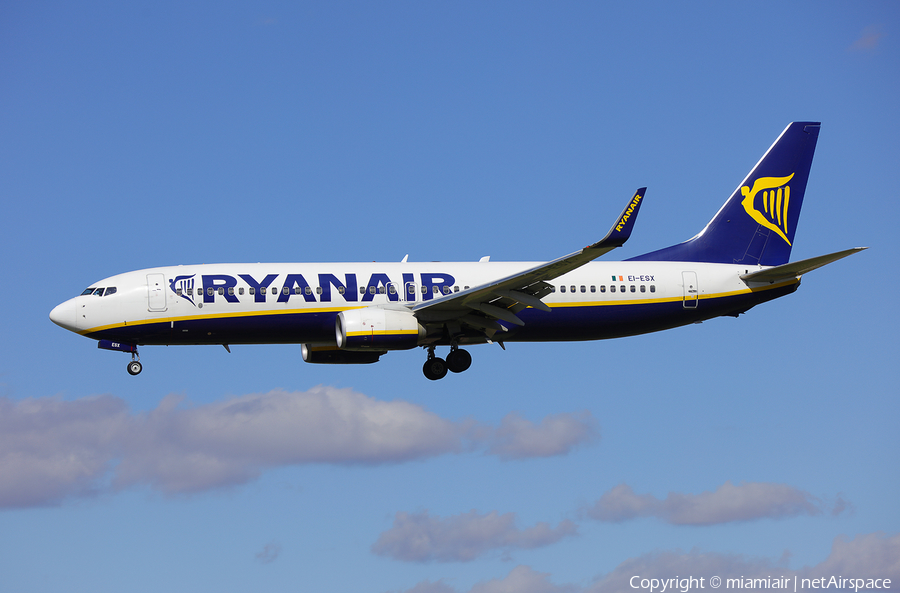 Ryanair Boeing 737-8AS (EI-ESX) | Photo 150106