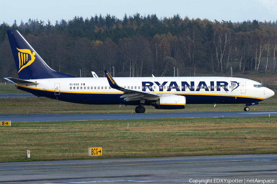 Ryanair Boeing 737-8AS (EI-ESX) | Photo 291764