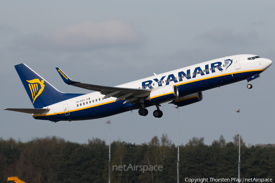 Ryanair Boeing 737-8AS (EI-ESX) | Photo 74206