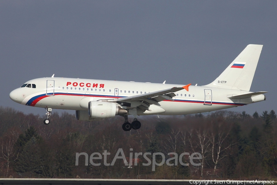Rossiya - Russian Airlines Airbus A319-111 (EI-ETP) | Photo 43503
