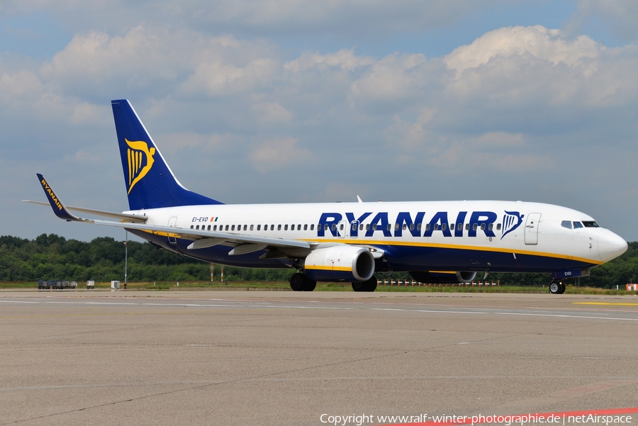 Ryanair Boeing 737-8AS (EI-EVD) | Photo 396165