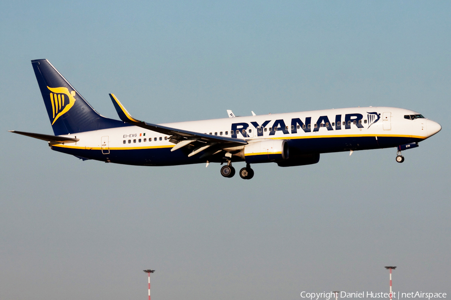 Ryanair Boeing 737-8AS (EI-EVG) | Photo 476438