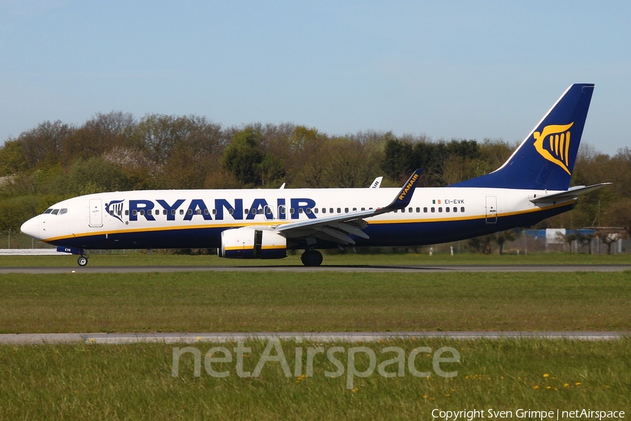 Ryanair Boeing 737-8AS (EI-EVK) | Photo 108112