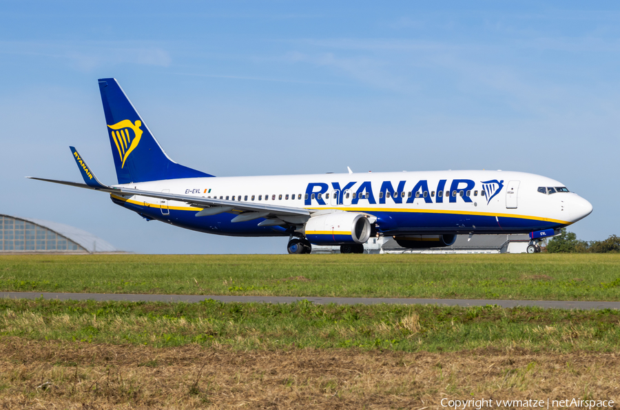 Ryanair Boeing 737-8AS (EI-EVL) | Photo 591631
