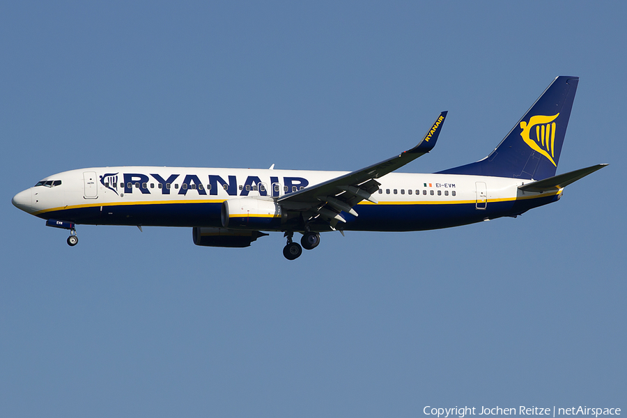 Ryanair Boeing 737-8AS (EI-EVM) | Photo 77348