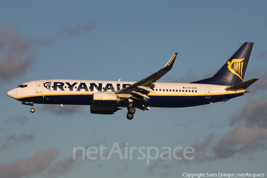 Ryanair Boeing 737-8AS (EI-EVR) | Photo 196423