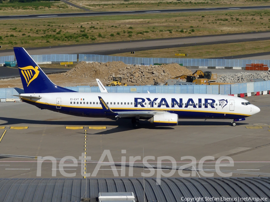 Ryanair Boeing 737-8AS (EI-EVT) | Photo 577205