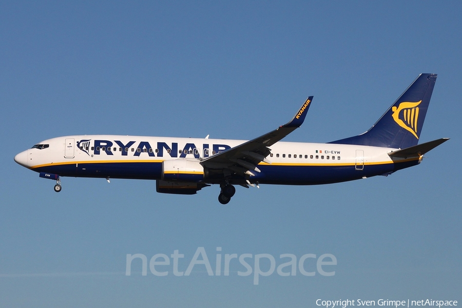 Ryanair Boeing 737-8AS (EI-EVW) | Photo 154936