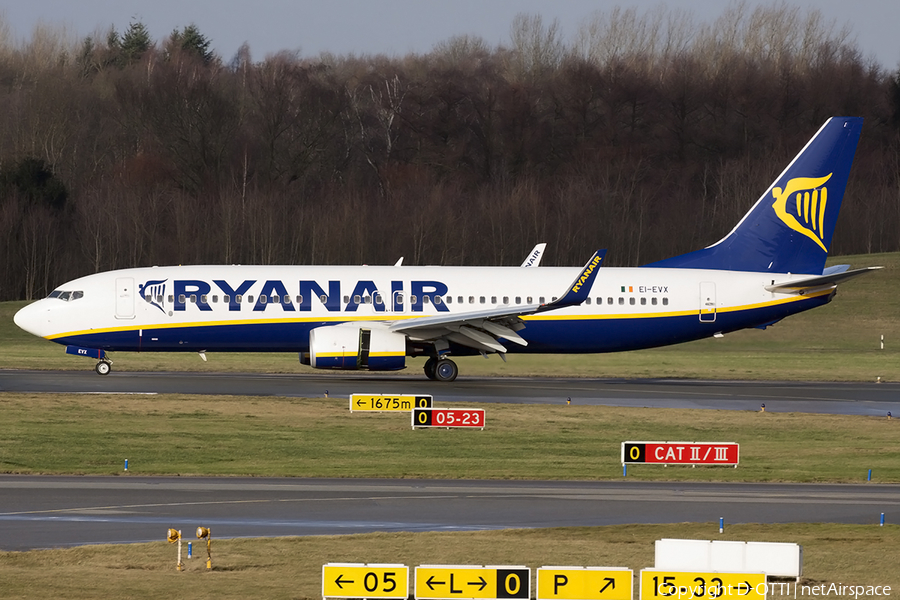 Ryanair Boeing 737-8AS (EI-EVX) | Photo 472486