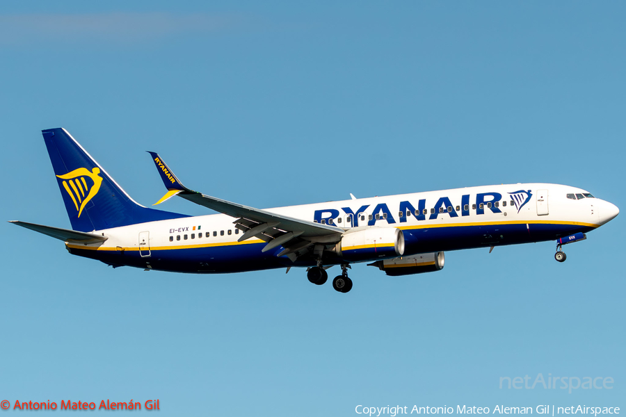 Ryanair Boeing 737-8AS (EI-EVX) | Photo 673904