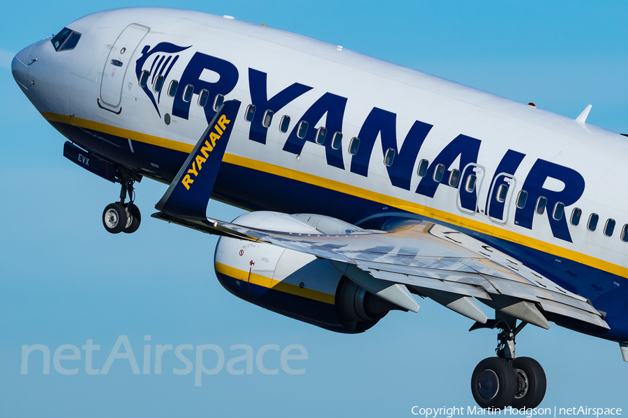 Ryanair Boeing 737-8AS (EI-EVX) | Photo 243924