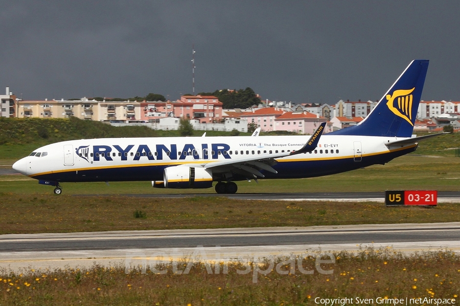 Ryanair Boeing 737-8AS (EI-EVY) | Photo 314304