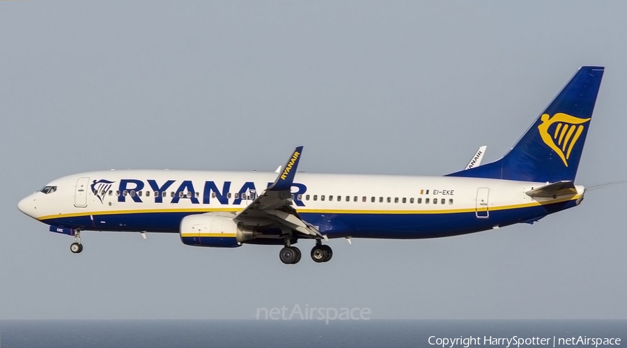 Ryanair Boeing 737-8AS (EI-EXE) | Photo 332146