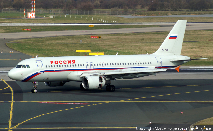 Rossiya - Russian Airlines Airbus A320-214 (EI-EYR) | Photo 120620