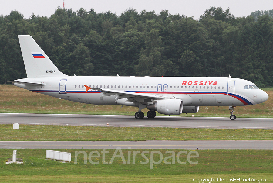 Rossiya - Russian Airlines Airbus A320-214 (EI-EYR) | Photo 389441