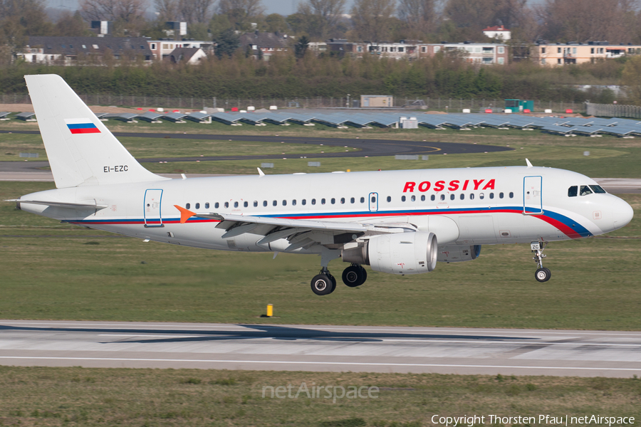 Rossiya - Russian Airlines Airbus A319-112 (EI-EZC) | Photo 74221