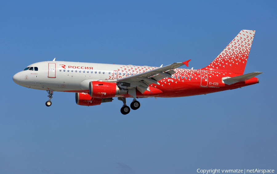 Rossiya - Russian Airlines Airbus A319-112 (EI-EZD) | Photo 245929