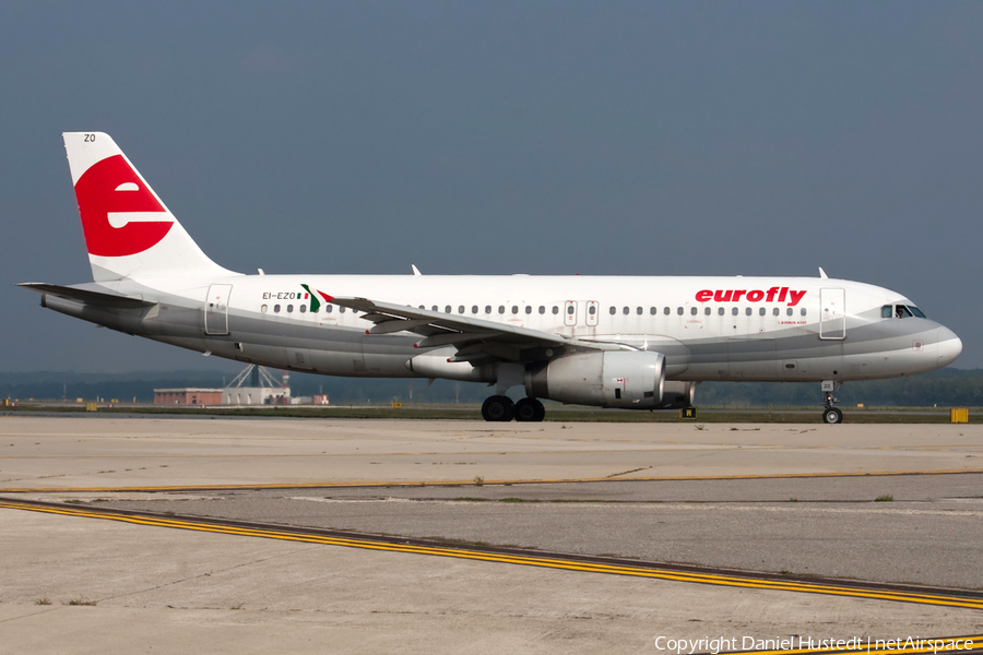 Meridiana Airbus A320-232 (EI-EZO) | Photo 658037