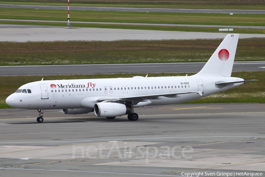 Meridiana Airbus A320-232 (EI-EZS) | Photo 11821