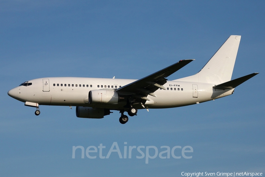 Meridiana Boeing 737-73S (EI-FFM) | Photo 52616