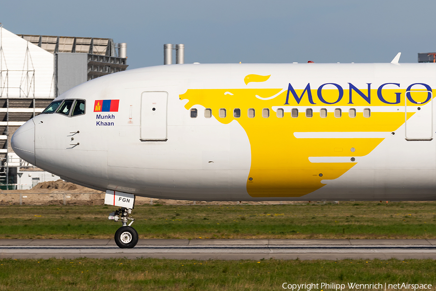 MIAT Mongolian Airlines Boeing 767-3BG(ER) (EI-FGN) | Photo 382880